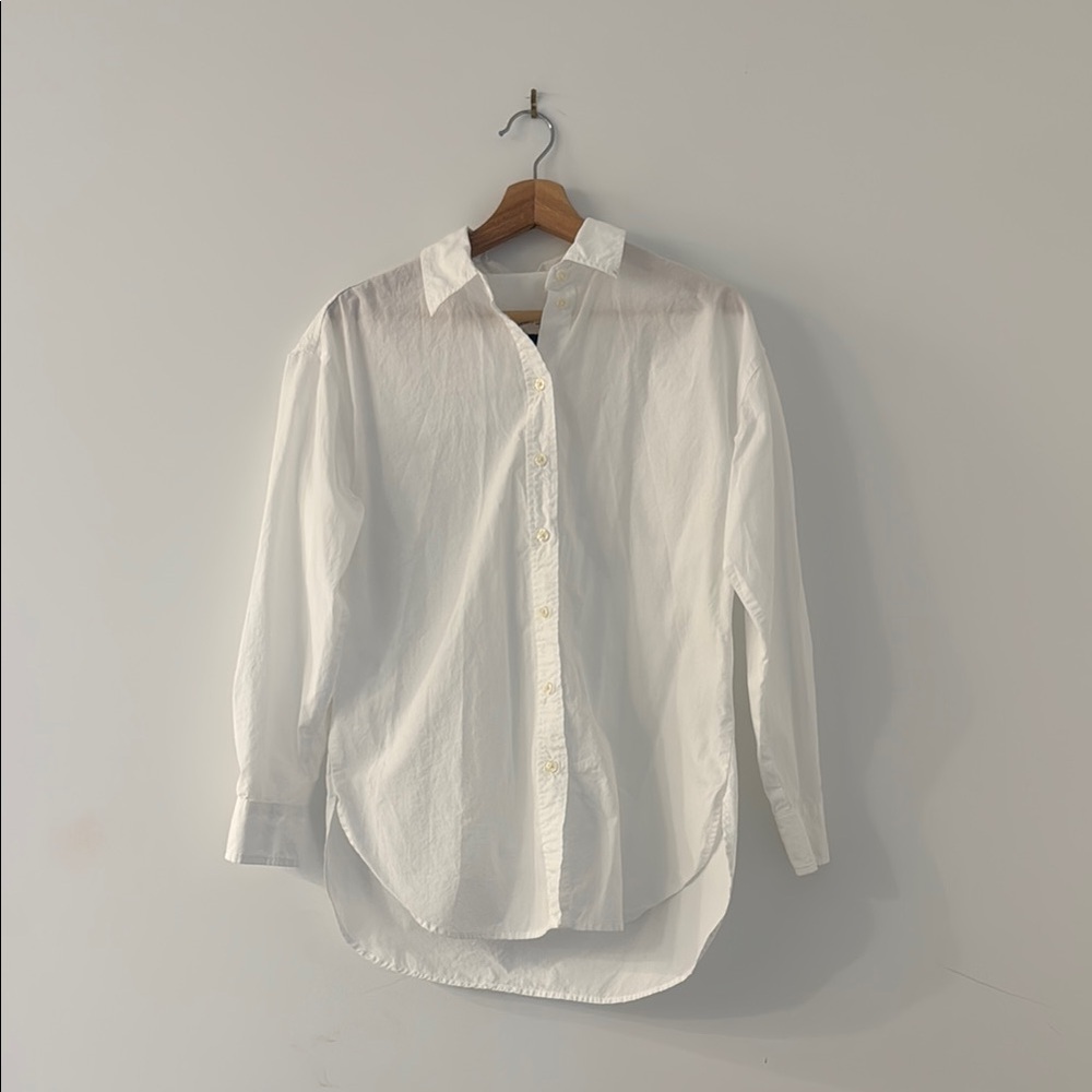 Universal Thread White Casual Button Down Shirt